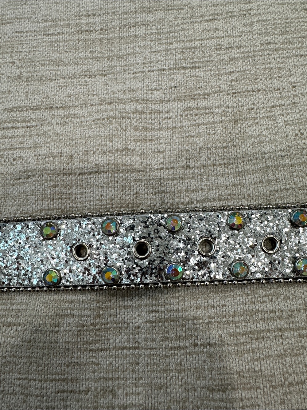 Silver Crystal-Embellished Women's Belt - Picture 4 of 10